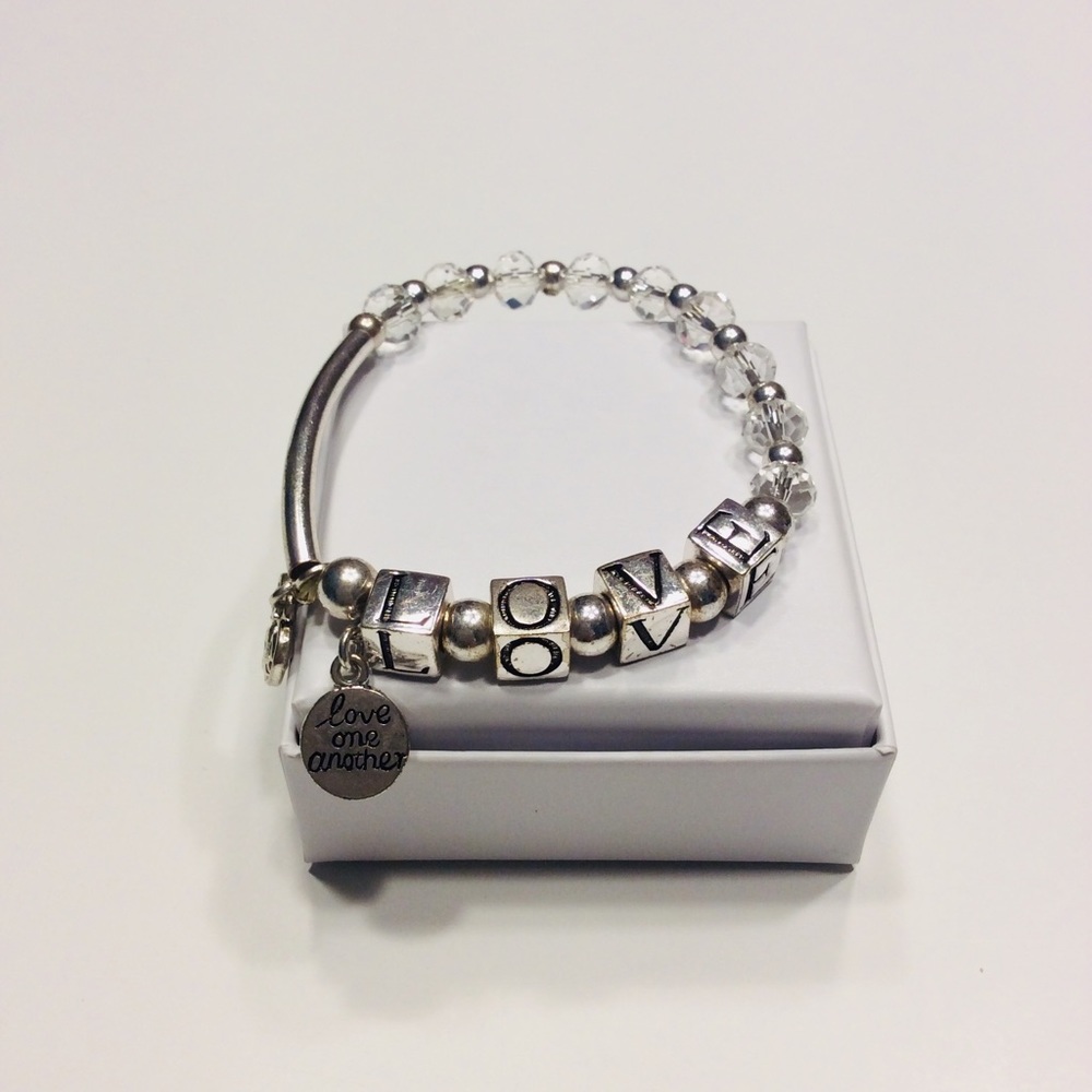 Love Stretch Bracelet